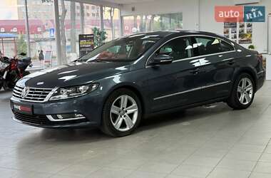 Купе Volkswagen CC / Passat CC 2014 в 