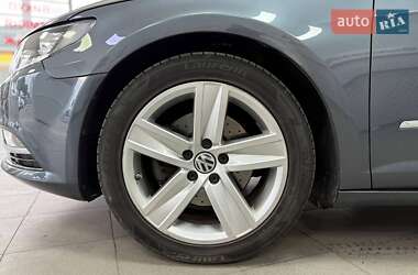 Купе Volkswagen CC / Passat CC 2014 в 