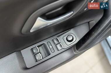 Купе Volkswagen CC / Passat CC 2014 в 