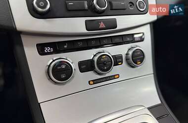 Купе Volkswagen CC / Passat CC 2014 в 