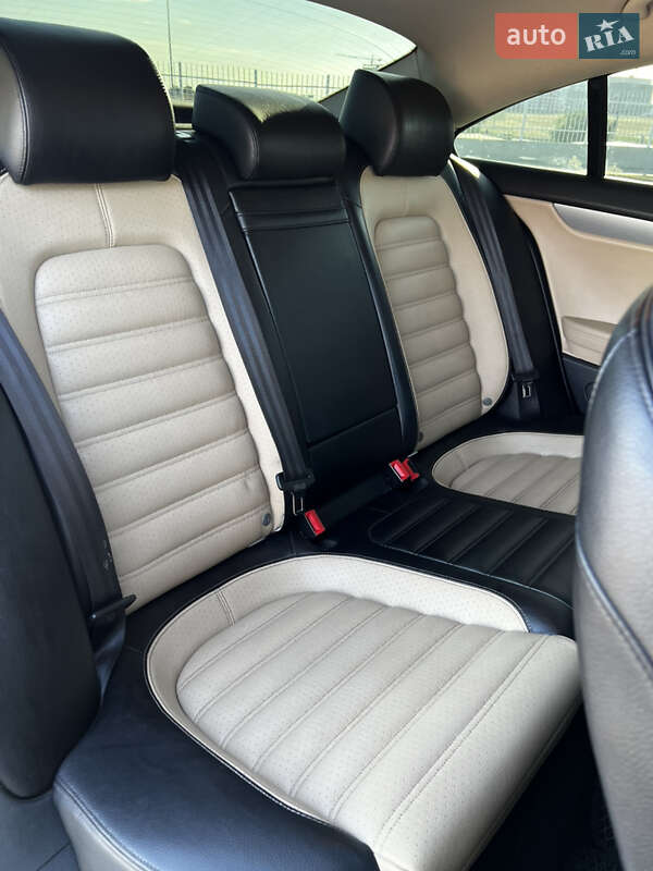 Купе Volkswagen CC / Passat CC 2012 в Одессе