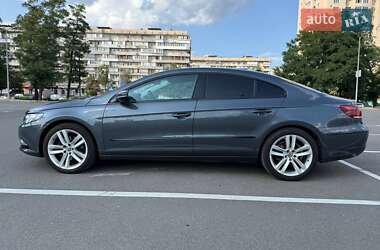 Купе Volkswagen CC / Passat CC 2013 в 