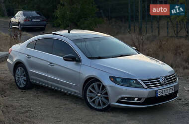 Купе Volkswagen CC / Passat CC 2012 в 