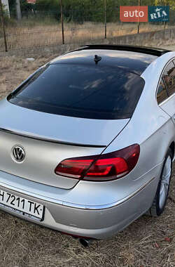 Купе Volkswagen CC / Passat CC 2012 в 