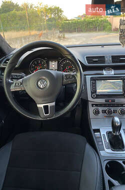 Купе Volkswagen CC / Passat CC 2012 в 