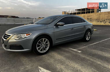 Купе Volkswagen CC / Passat CC 2010 в 