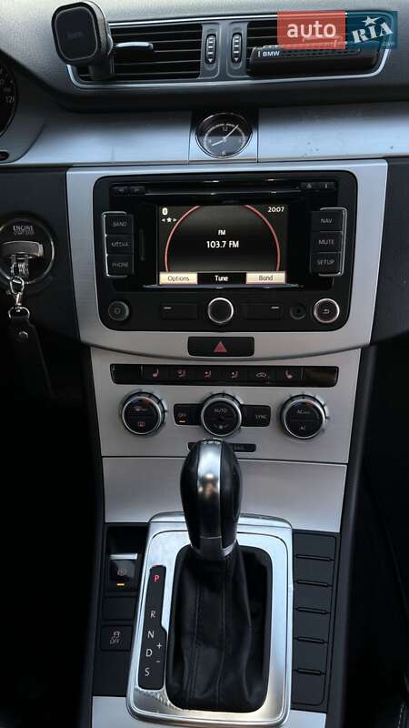 Купе Volkswagen CC / Passat CC 2012 в Шепетівці