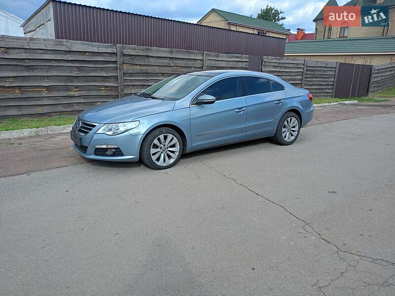 Купе Volkswagen CC / Passat CC 2011 в Конотопе