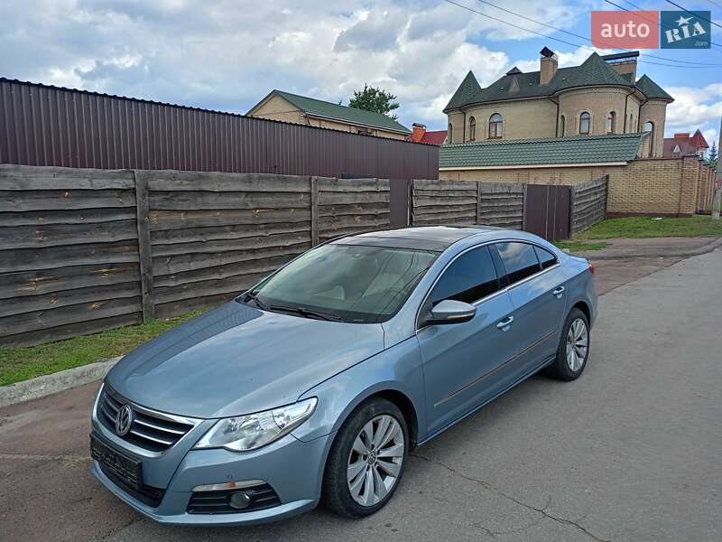 Купе Volkswagen CC / Passat CC 2011 в Конотопе