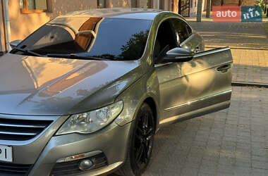 Купе Volkswagen CC / Passat CC 2010 в  фото 10 Купе Volkswagen CC / Passat CC 2010 в