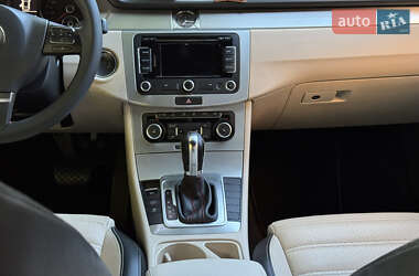 Купе Volkswagen CC / Passat CC 2010 в  фото 30 Купе Volkswagen CC / Passat CC 2010 в