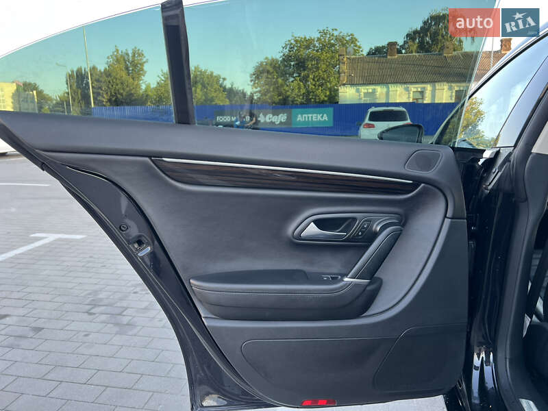 Купе Volkswagen CC / Passat CC 2014 в Виннице