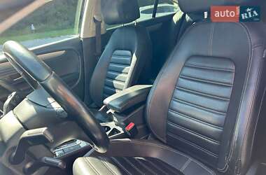 Купе Volkswagen CC / Passat CC 2013 в 