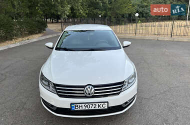 Купе Volkswagen CC / Passat CC 2012 в 