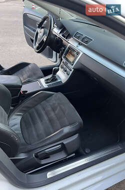 Купе Volkswagen CC / Passat CC 2012 в 