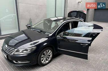 Купе Volkswagen CC / Passat CC 2013 в 