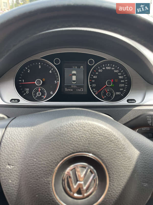Купе Volkswagen CC / Passat CC 2012 в Тернополе