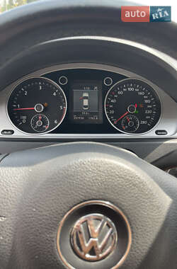 Купе Volkswagen CC / Passat CC 2012 в 