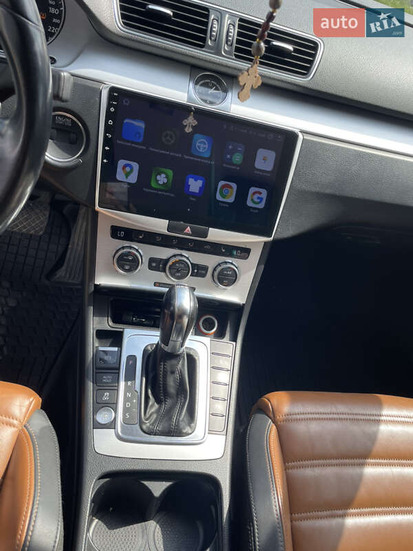 Купе Volkswagen CC / Passat CC 2012 в Тернополе