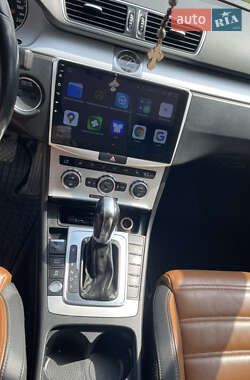 Купе Volkswagen CC / Passat CC 2012 в 