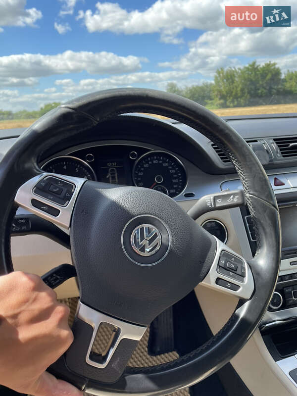 Купе Volkswagen CC / Passat CC 2009 в Жовкве