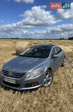 Купе Volkswagen CC / Passat CC 2009 в Жовкве