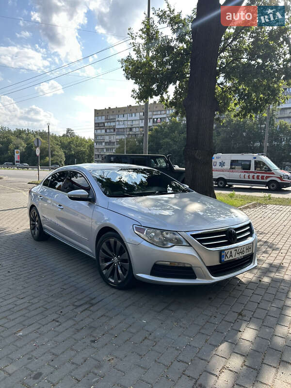 Volkswagen CC / Passat CC 2011