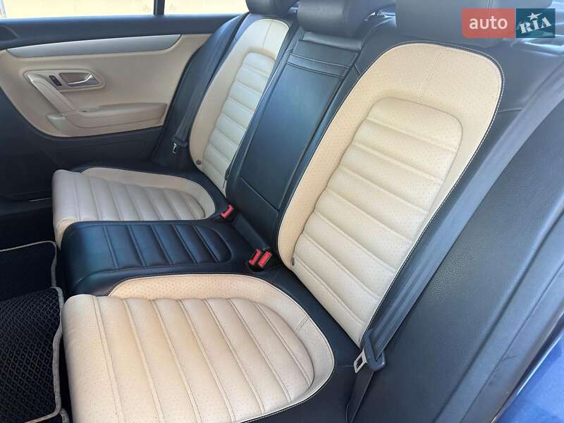 Купе Volkswagen CC / Passat CC 2013 в Одессе