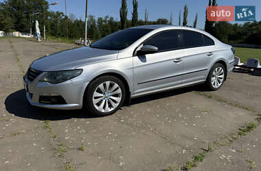 Купе Volkswagen CC / Passat CC 2011 в 
