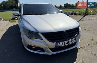 Купе Volkswagen CC / Passat CC 2011 в 