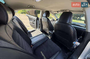 Купе Volkswagen CC / Passat CC 2011 в 