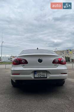 Купе Volkswagen CC / Passat CC 2011 в 