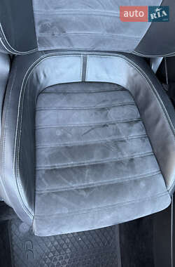 Купе Volkswagen CC / Passat CC 2010 в 