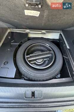 Купе Volkswagen CC / Passat CC 2011 в 