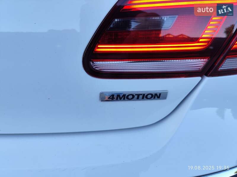 Купе Volkswagen CC / Passat CC 2013 в Львове