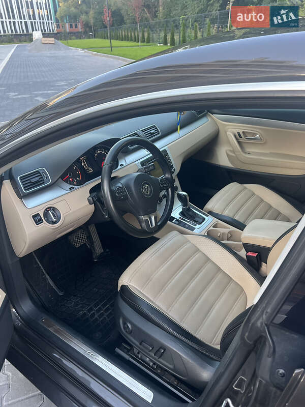 Купе Volkswagen CC / Passat CC 2012 в Ивано-Франковске