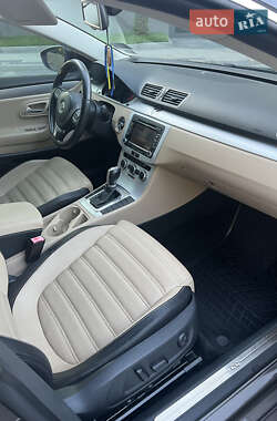 Купе Volkswagen CC / Passat CC 2012 в 
