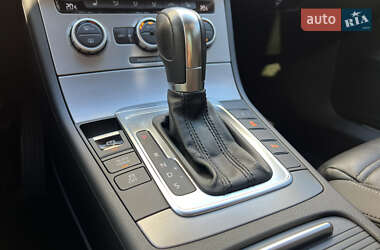 Купе Volkswagen CC / Passat CC 2012 в 