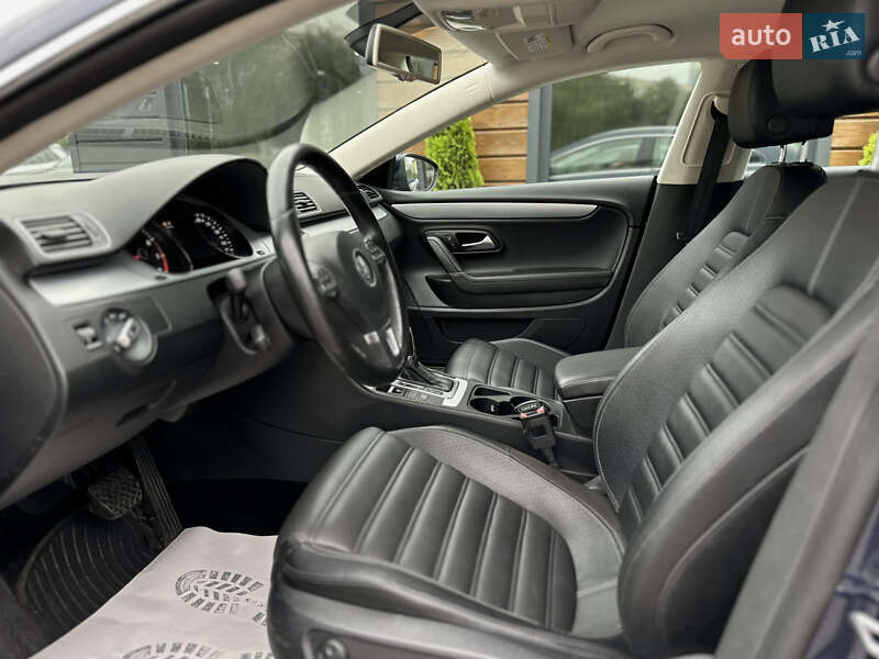 Купе Volkswagen CC / Passat CC 2012 в Шептицькому