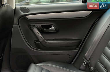 Купе Volkswagen CC / Passat CC 2012 в 