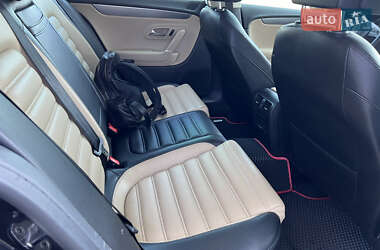 Купе Volkswagen CC / Passat CC 2012 в 