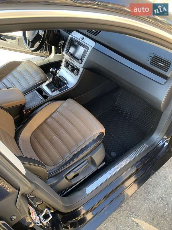 Купе Volkswagen CC / Passat CC 2010 в Красилові