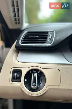 Купе Volkswagen CC / Passat CC 2012 в 