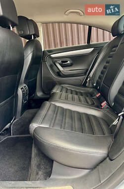 Купе Volkswagen CC / Passat CC 2013 в 