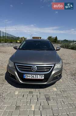 Купе Volkswagen CC / Passat CC 2010 в 