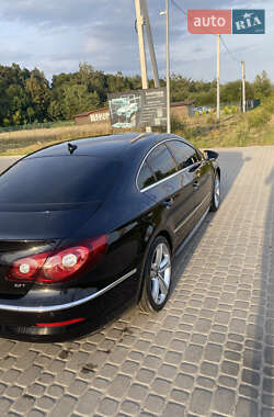 Купе Volkswagen CC / Passat CC 2011 в 