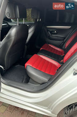 Купе Volkswagen CC / Passat CC 2015 в 