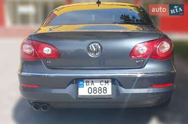 Купе Volkswagen CC / Passat CC 2011 в 
