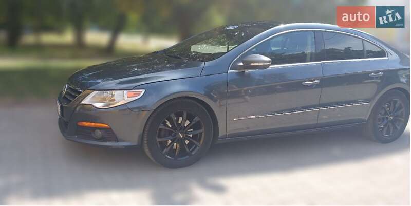 Купе Volkswagen CC / Passat CC 2011 в Кропивницком
