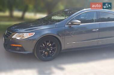 Купе Volkswagen CC / Passat CC 2011 в 